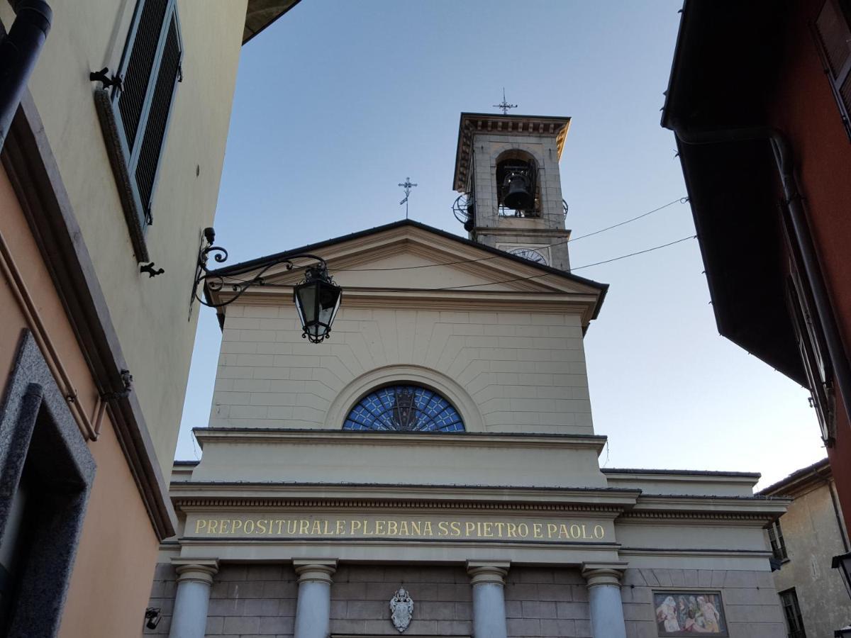 Villa Maghetti - modernized flat in historic palazzo in the center of Luino Esterno foto
